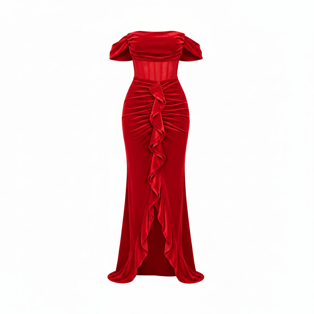 Abito rosso elegante con spacco e drappeggio